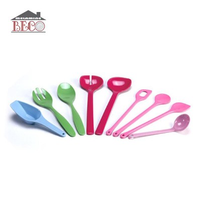 China Factory Supplier Solid Color Plastic Melamine Flatware Set